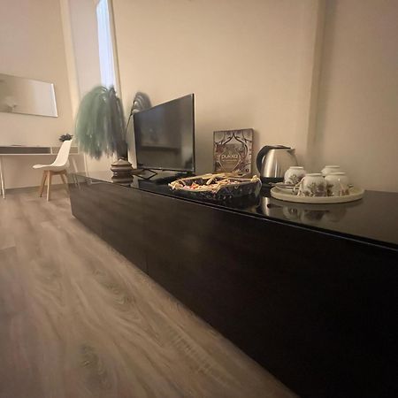 La Violetta Di Parma // Del Ducato Apartman Kültér fotó