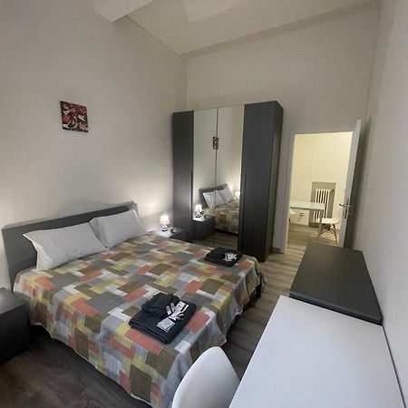 La Violetta Di Parma // Del Ducato Apartman Kültér fotó