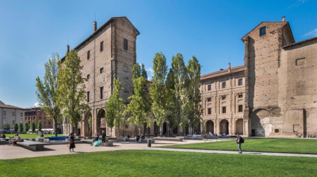 La Violetta Di Parma // Del Ducato Apartman Kültér fotó