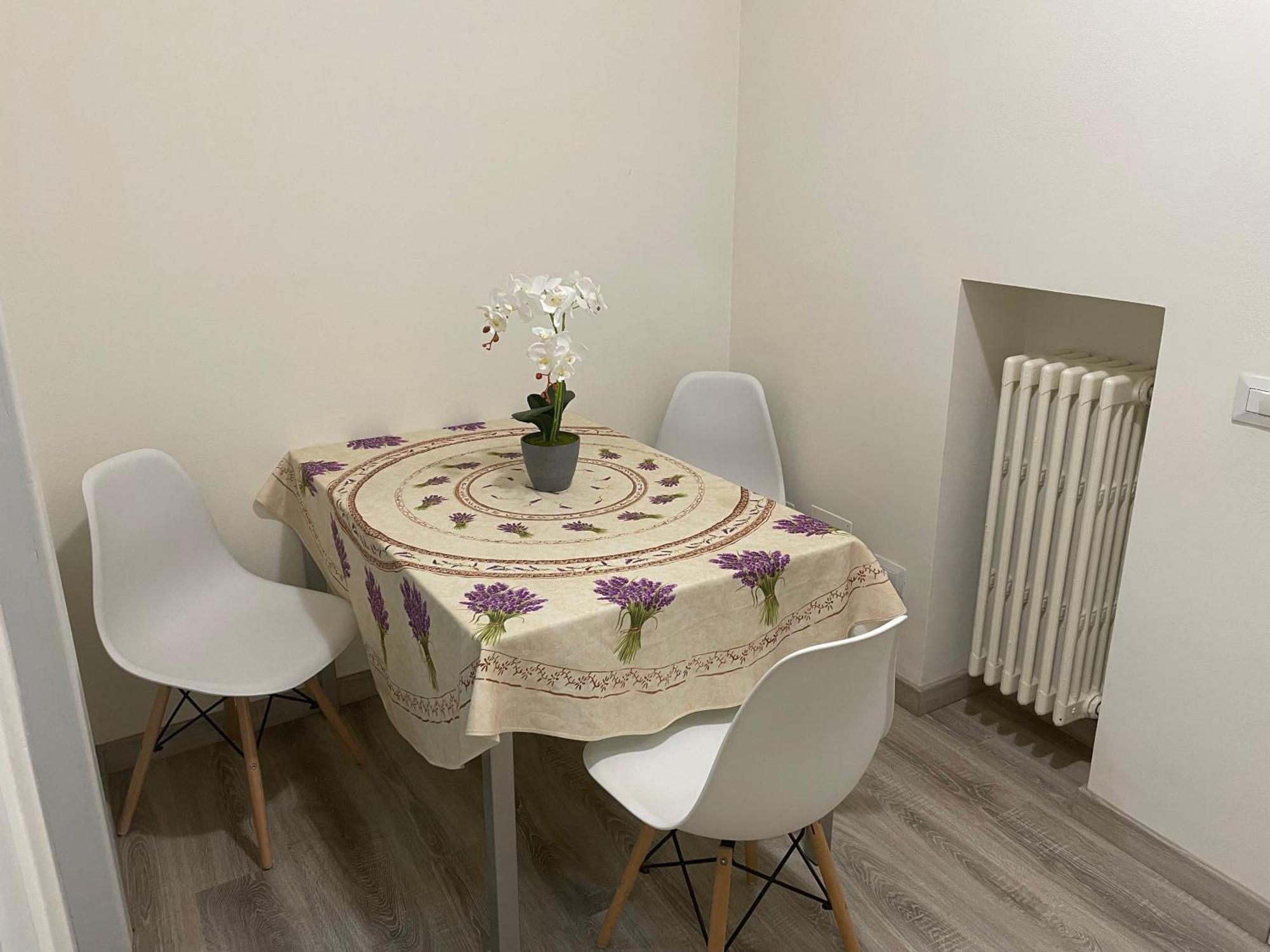 La Violetta Di Parma // Del Ducato Apartman Kültér fotó